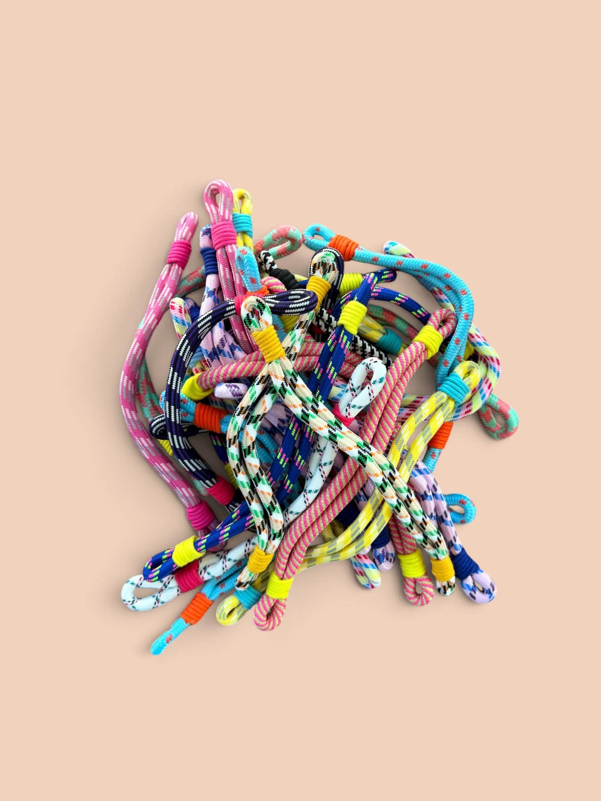 NEW 莓果派迷你針織提袋（附刺繡掛環＋掛繩 顏色隨機）